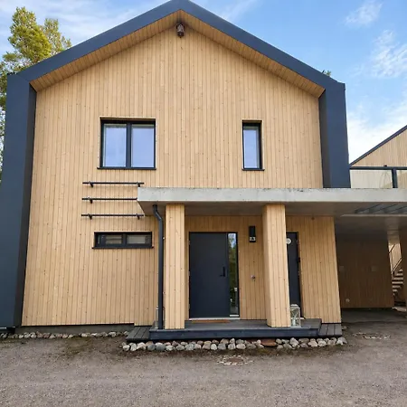 Lägenhet Laura Village *